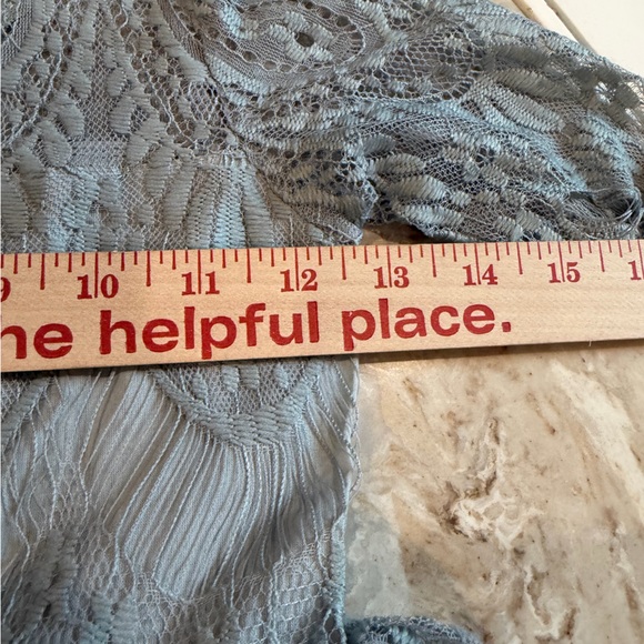 Trish Scully - Picture 8 of 11